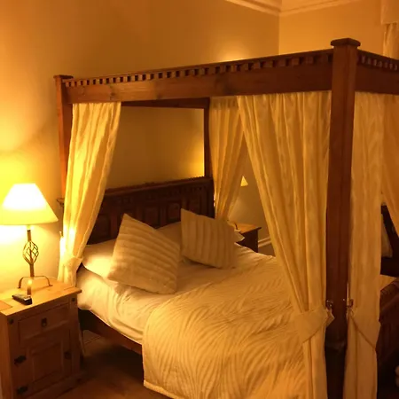 Harefield Hall 2* Pateley Bridge