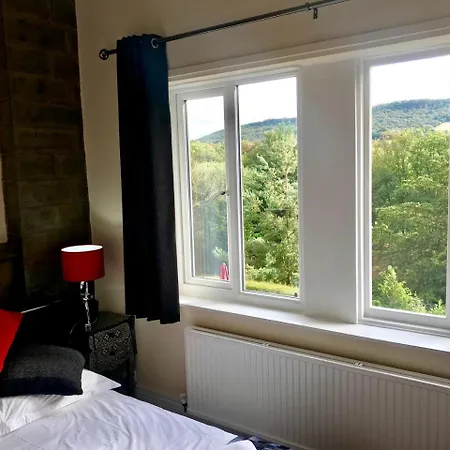 Harefield Hall 2* Pateley Bridge