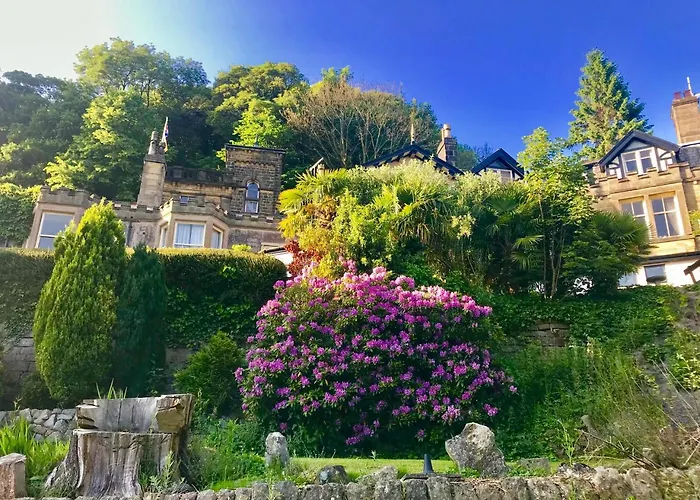 Guest house Harefield Hall Pateley Bridge