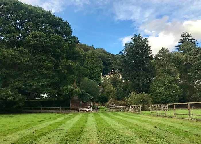 Harefield Hall 2* Pateley Bridge