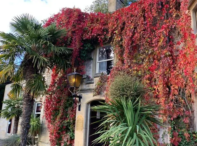 Guest house Harefield Hall 2*