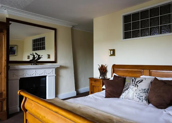 Guest house Harefield Hall 2*