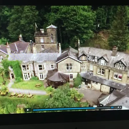 Harefield Hall 2*